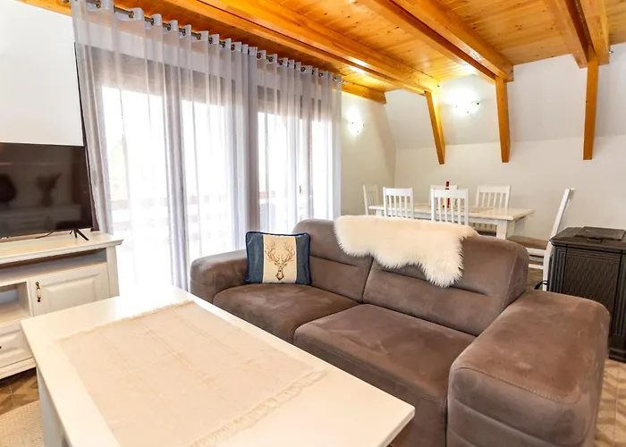 Hill View Chalets