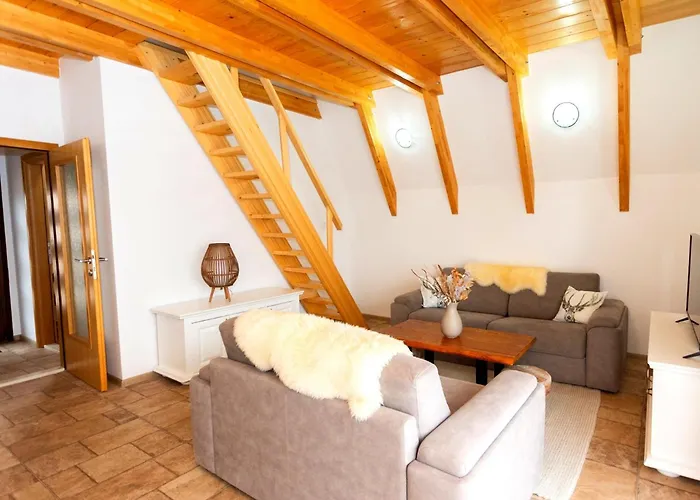 Hill View Chalets